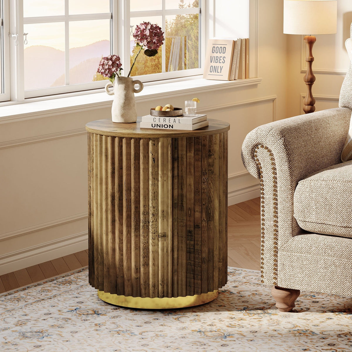 Fluted Round End Table, Small Side Table Nightstand for Living Room, Bedroom