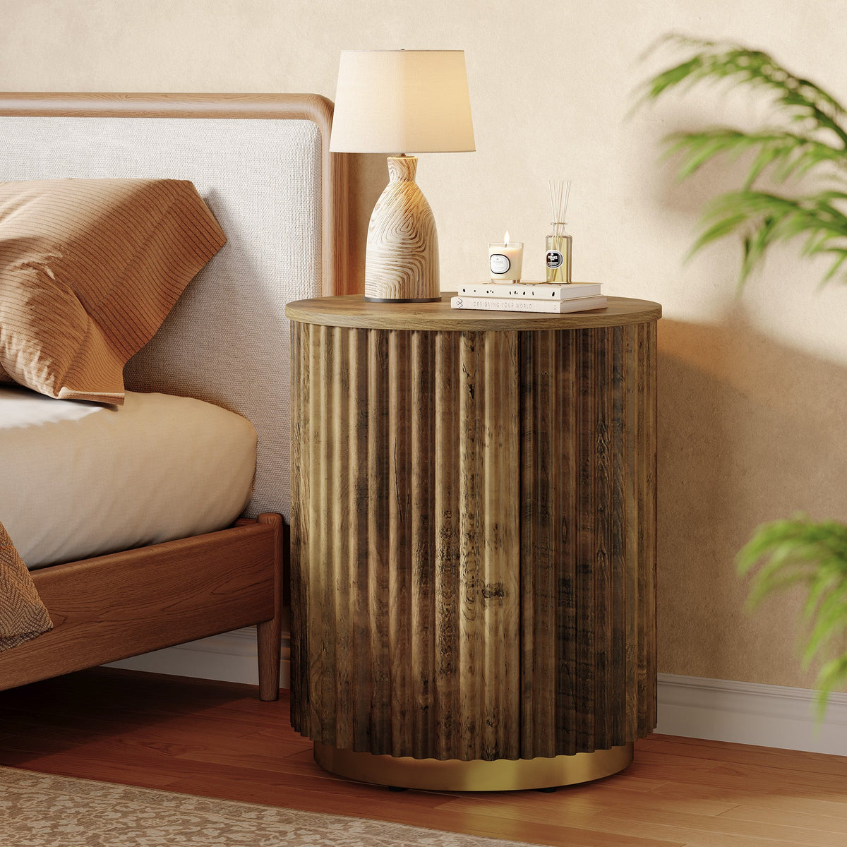 Fluted Round End Table, Small Side Table Nightstand for Living Room, Bedroom